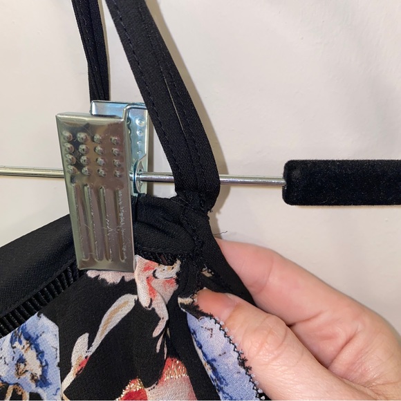 WHBM Black Red Blue Gold Floral Cold-Shoulder Metallic Embroidered Maxi Dress 6 - Picture 12 of 13